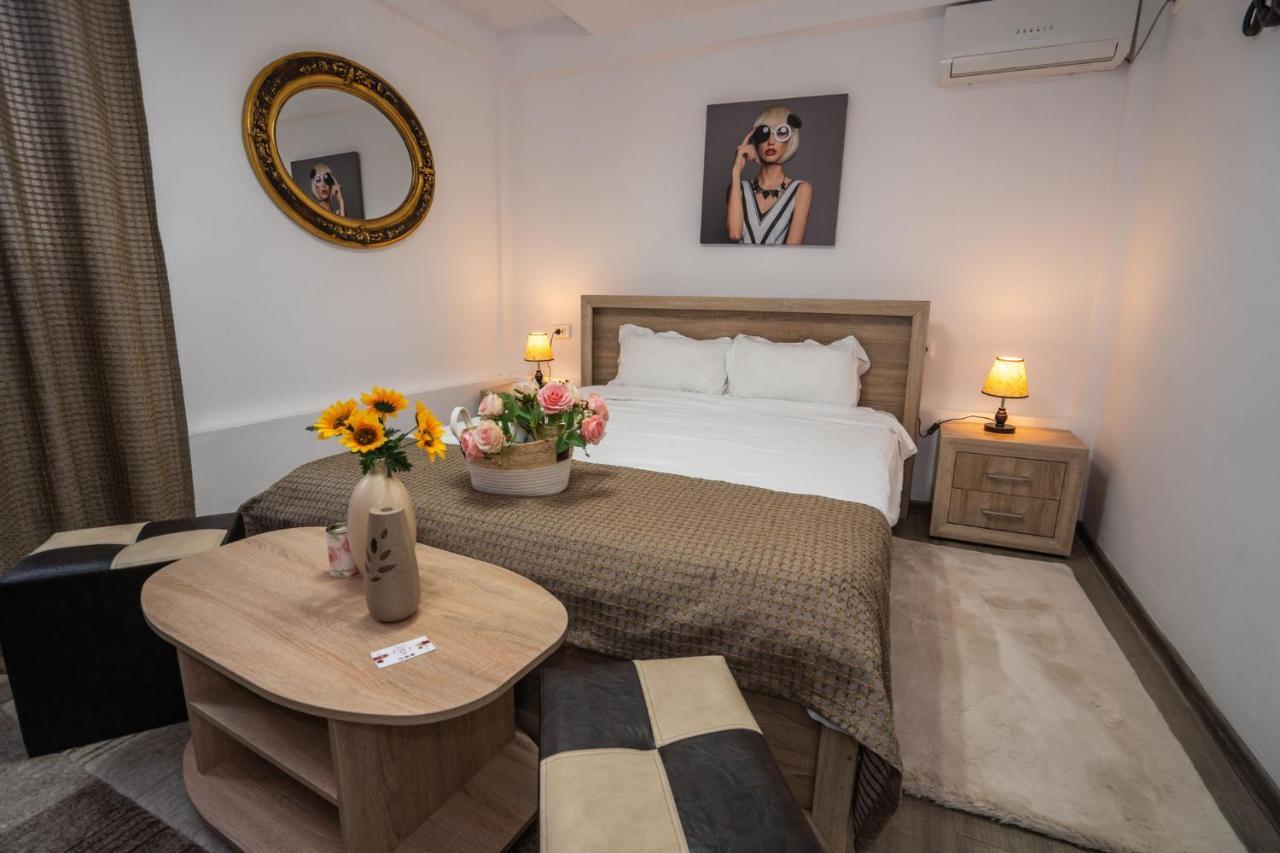 Casa Del Flor Costinesti Ξενοδοχείο Εξωτερικό φωτογραφία